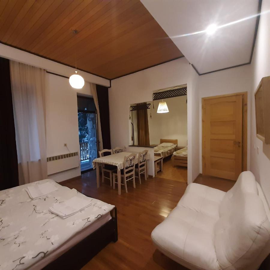 Hotel Sanli Mestia Habitación foto