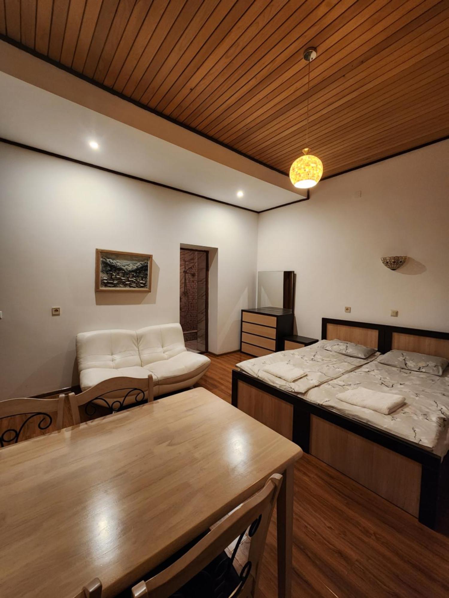 Hotel Sanli Mestia Habitación foto